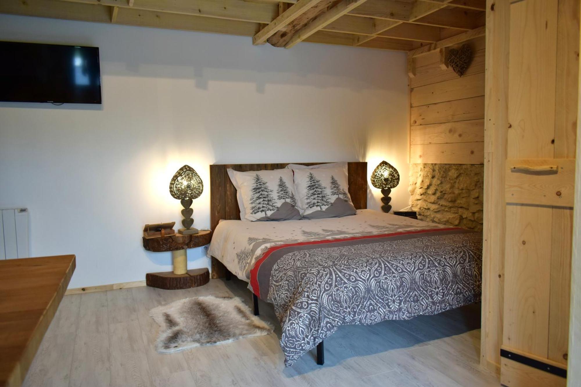 L'Oree Du Bois Gaubau Bed and Breakfast Saint-Georges-sur-Layon Esterno foto